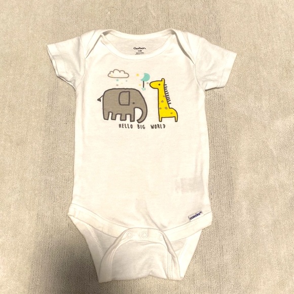 Set of 5 Gerber Short Sleeve Onesies Giraffe Moon Star Stripe Triangle, 3-6m - Picture 2 of 8